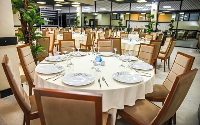 EMSA Palace Hotel