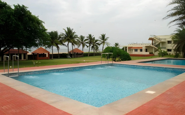 St. James Court Beach Resort
