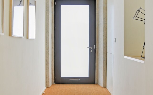 Liiiving in Porto Historic Clérigos Apartments