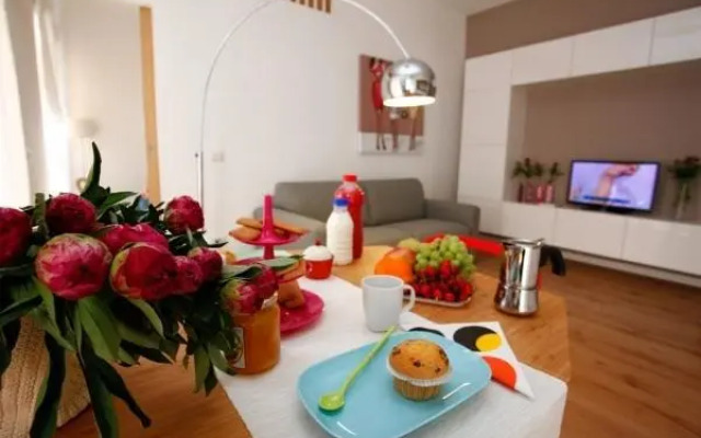 Citiesreference - Colosseo, Casa Michele