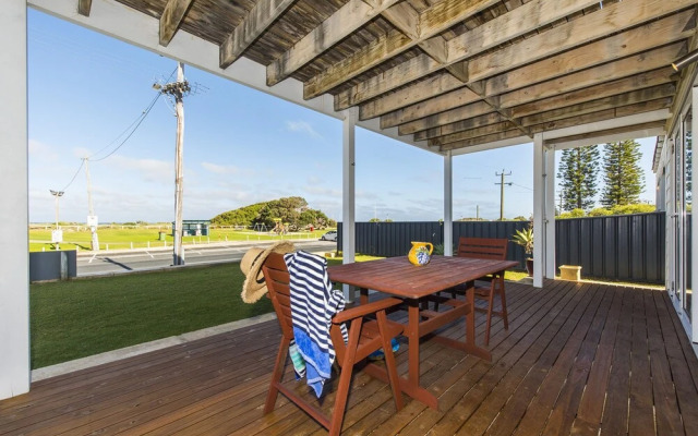 Whitehaven- Beach View From Every Room