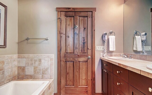 Main Street Junction 27