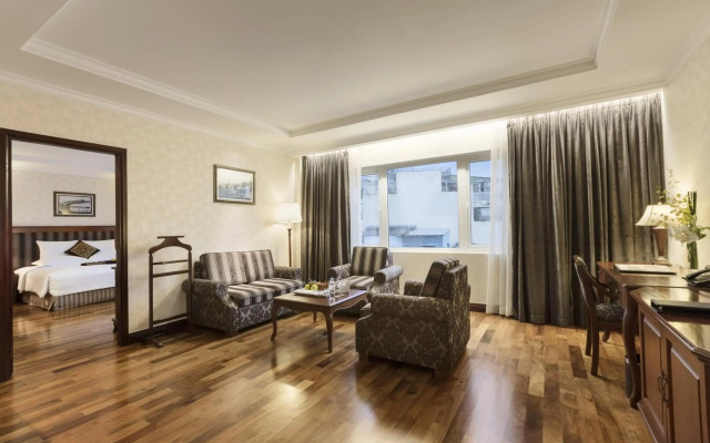 Rex Hotel