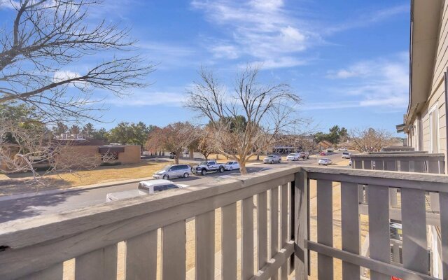 Lovely Midland Getaway With Fitness Center