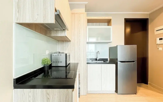 Comfort Living 2Br At Menteng Park Apartment