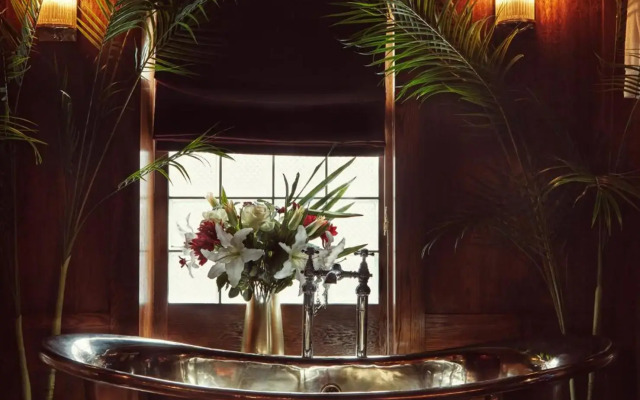 House of Gods Hotel