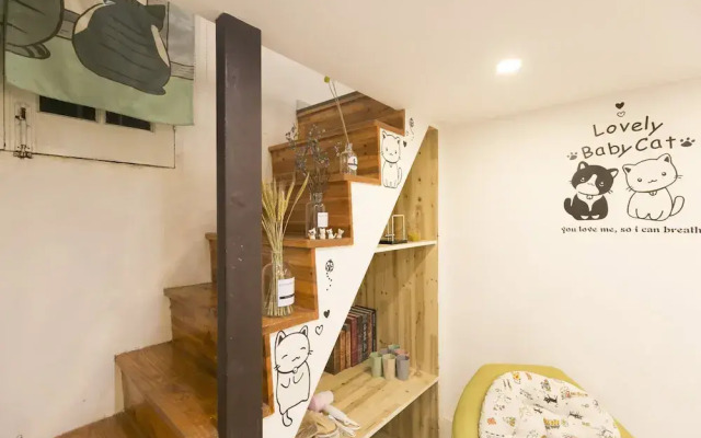 Hard Candy Apartment No.3