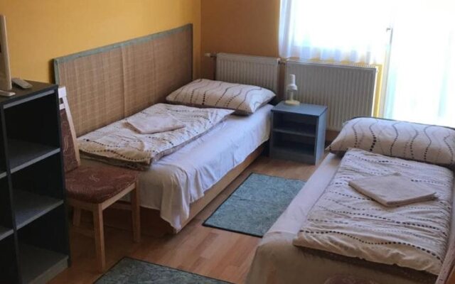Zsuzsi Vendégház