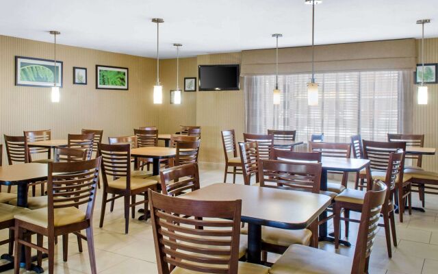 Spark by Hilton Montgomery EastChase