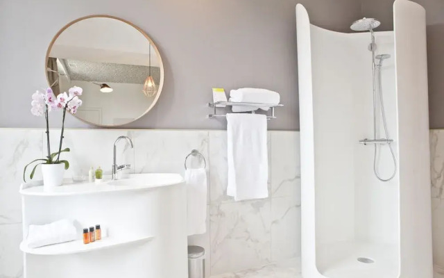 Hotel Le Saint Gelais