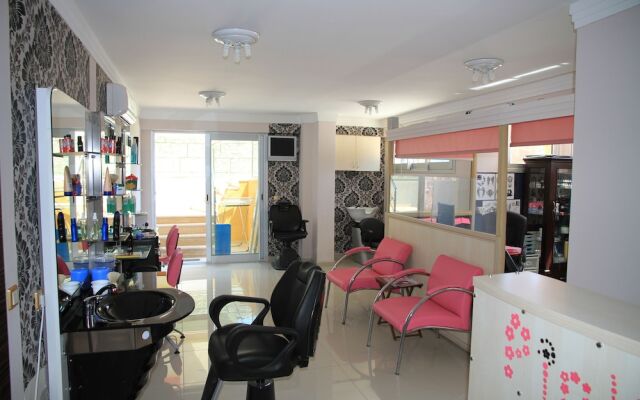 Club Alpina Apartments