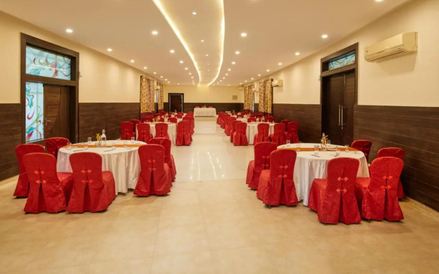 Sterling Palavelli Godavari