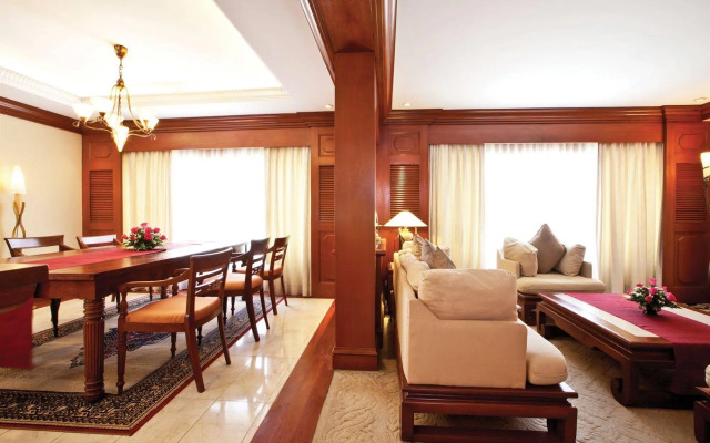 Hotel Cambodiana