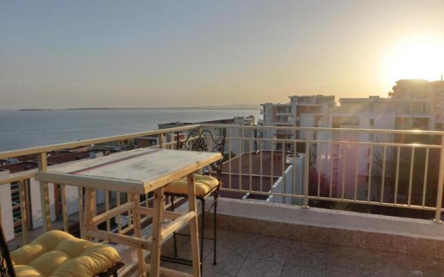 Panoramic Sea View Apartment with 25m2 Balcony Crown Fort Club Fort Noks Sveti Vlas