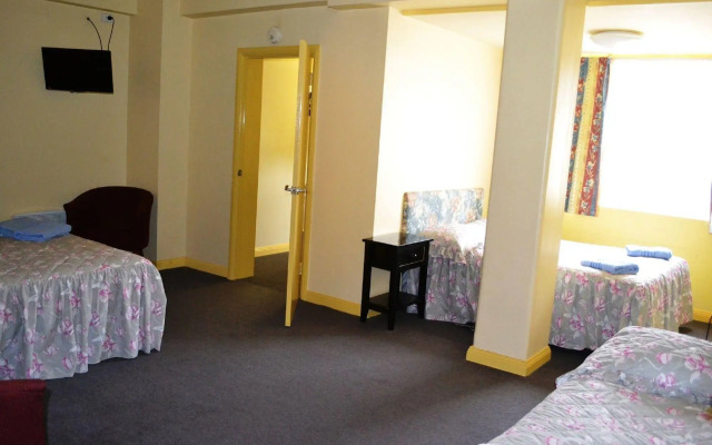 Welcome Stranger Hotel