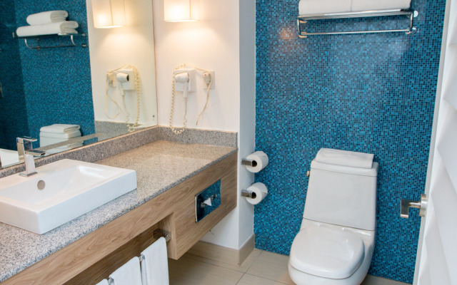 Holiday Inn Acapulco La Isla by IHG