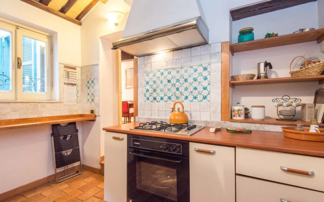 RSH Trevi Fountain Apartment 2