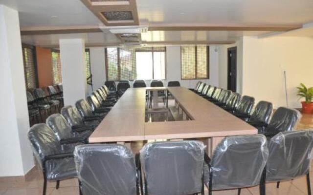 Hotel Shivaprasad Grand