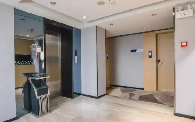 Yeste Hotel (Suizhou Baiyun Lake)