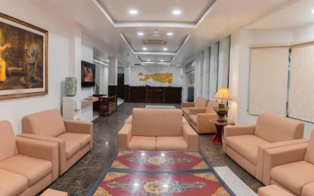 Hotel Ratnasambhava