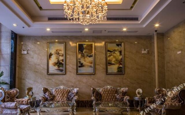 Li Gang Crown Hotel