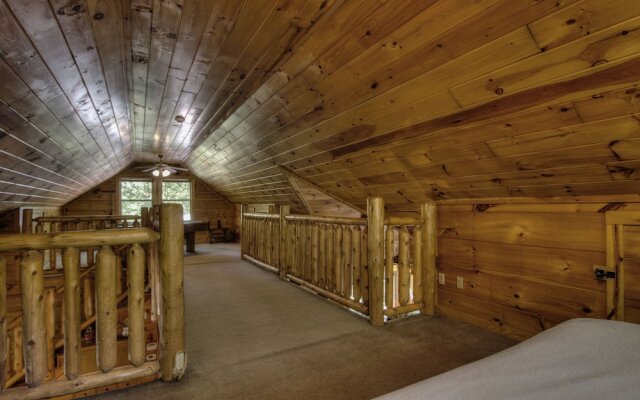 Living Waters 376 - Three Bedroom Cabin