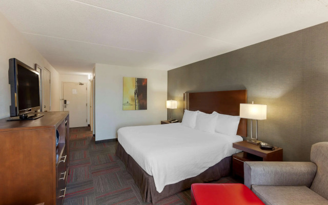 Best Western Plus Toronto Airport Hotel
