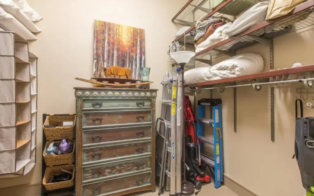 708 Main St Unit 4