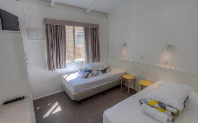 Bright Riverside Holiday Park