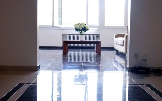 Pelican Stay - Parisian Flat 4 Bedrooms