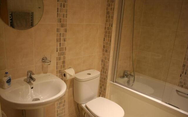 Highlands Apartment 5