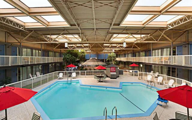 Ramada by Wyndham Clarion