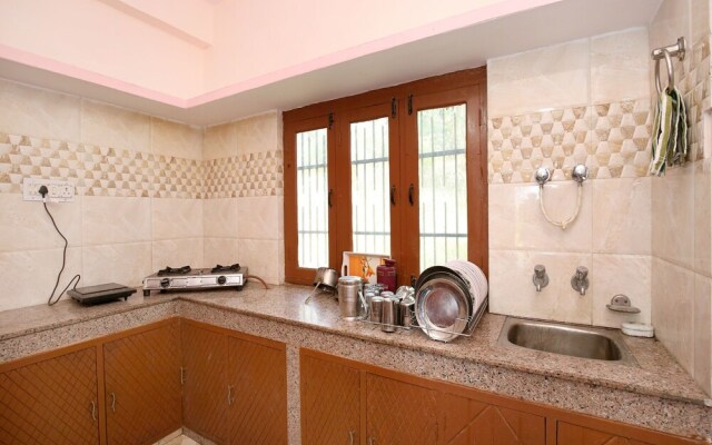 OYO 12795 Home 2BHK Hill View Shoghi