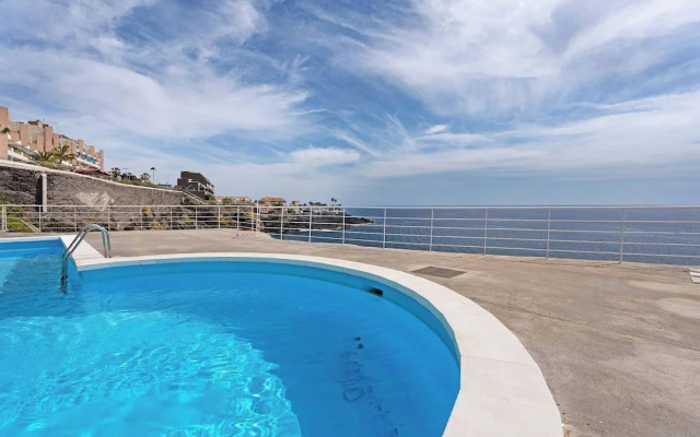 Costa Isora 1 Frontline