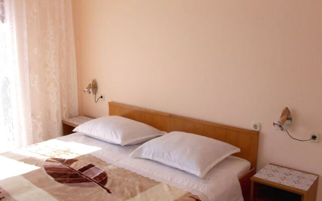 Apartments Mira LUN