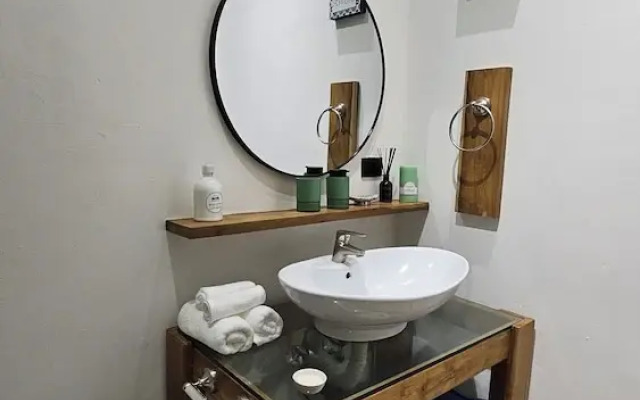 Zoa Villas - 2 minutes to the beach