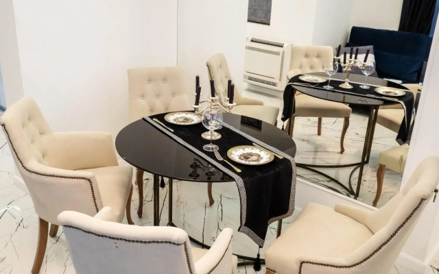 Paradise Center Apartment 2