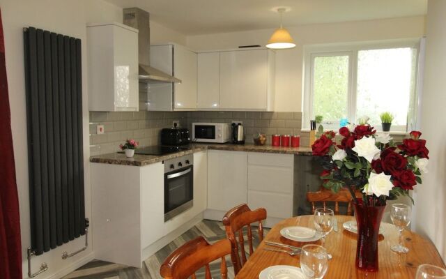 Green Hil Apartment