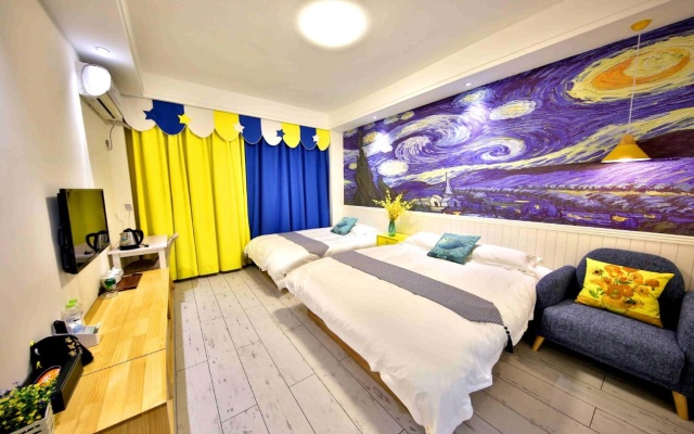 Time Machine Hotel – Guest Rooms – Leshan