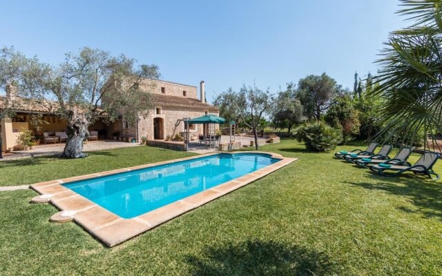 Villa - 3 Bedrooms with Pool - 103148