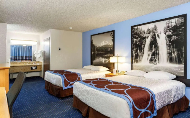 Super 8 By Wyndham Susanville