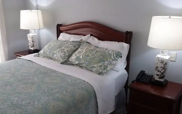 TRAVELSUITES PERU - Porta