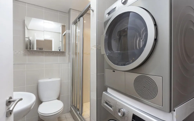 Penthouse F23 Seaside Village