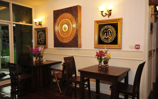 Rachakarun Park Resident