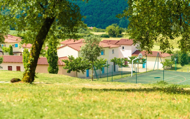 Résidence Lagrange Vacances Le Domaine des Cazelles