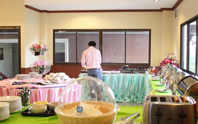 CY Hotel & Residence