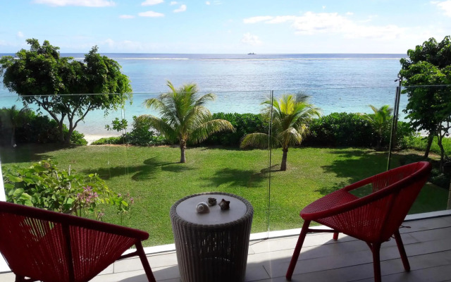 Villasun Seafront Apartment at Cap Ouest