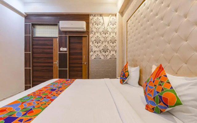 Fabhotel Triveni