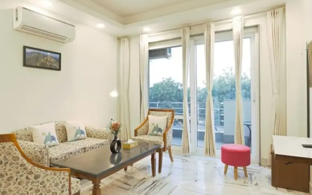 Urban Modern Loft Near Fortis