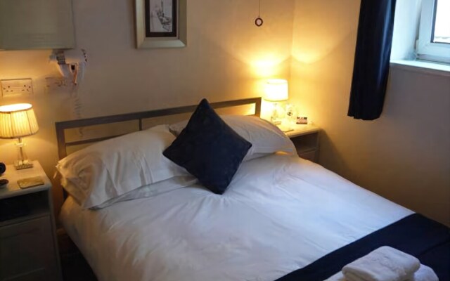 Rainbow Lodge - Guest house